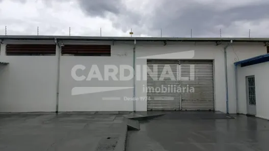Galpão / Depósito / Armazém para alugar, 326m² no Jardim Santa Lúcia, Araraquara