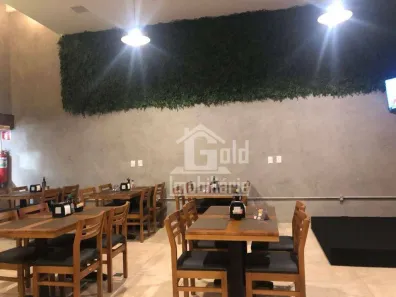 Prédio Inteiro para alugar, 300m² no Centro, Ribeirão Preto