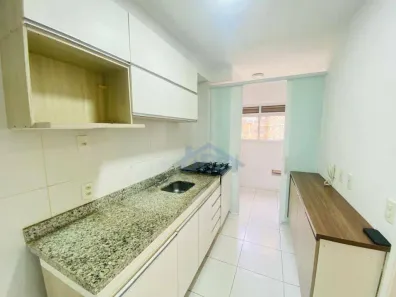Apartamento com 2 Quartos para alugar, 60m² no Jardim Tupanci, Barueri