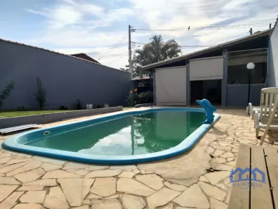 Fazenda / Sítio / Chácara com 3 Quartos à venda, 750m² no , Mairinque