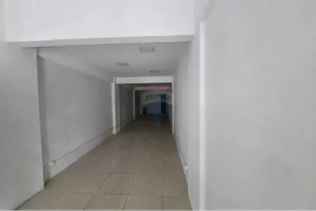 Loja / Salão / Ponto Comercial para alugar, 120m² no Centro, Petrópolis