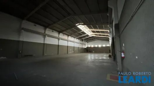 Loja / Salão / Ponto Comercial à venda, 1753m² no Atibaia Jardim, Atibaia
