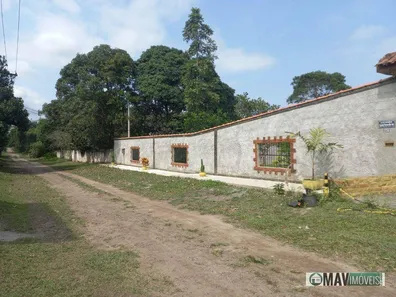 Fazenda / Sítio / Chácara com 3 Quartos à venda, 7200m² no Vale das Pedrinhas, Guapimirim