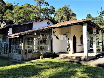 Fazenda / Sítio / Chácara com 3 Quartos à venda, 774m² no Ipiabas, Barra do Piraí