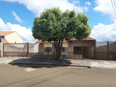 Casa com 3 Quartos à venda, 130m² no Leonor, Londrina