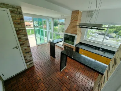 Cobertura com 3 Quartos para alugar, 195m² no Itaipu, Niterói