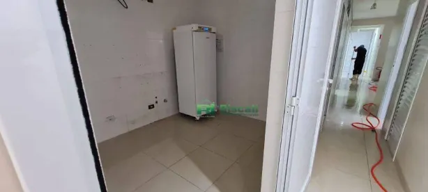 Casa Comercial para venda ou aluguel, 199m² no Parque Santos Dumont, Taboão da Serra