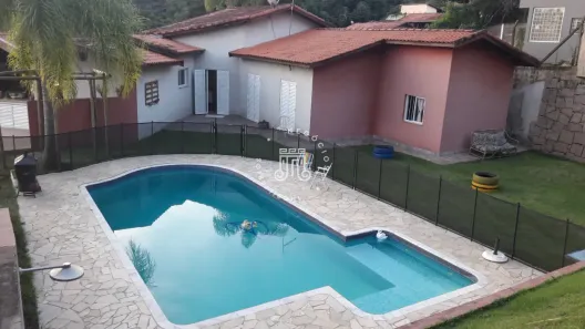 Fazenda / Sítio / Chácara com 3 Quartos à venda, 198m² no Aglomeração Urbana de Jundiaí, Louveira