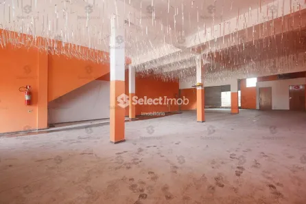 Prédio Inteiro à venda, 738m² no Matriz, Mauá