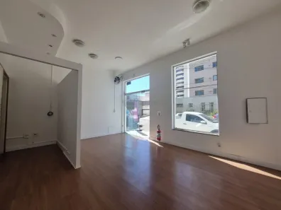 Loja / Salão / Ponto Comercial para alugar, 27m² no Centro, Limeira