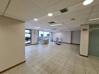 Loja / Salão / Ponto Comercial para alugar, 600m² no Centro, Pouso Alegre
