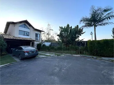 Casa de Condomínio com 3 Quartos à venda, 190m² no Jardim Colibri, Embu das Artes