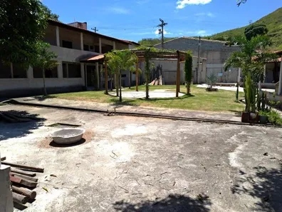 Fazenda / Sítio / Chácara com 3 Quartos à venda, 2075m² no Boa Vista, Barra Mansa