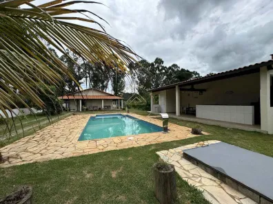 Fazenda / Sítio / Chácara com 3 Quartos à venda, 1000m² no , Mairinque