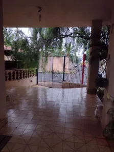 Conjunto Comercial / Sala com 3 Quartos à venda, 248m² no Centro, Araraquara