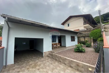 Casa com 4 Quartos à venda, 147m² no Badenfurt, Blumenau