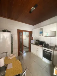 Casa com 3 Quartos para alugar, 140m² no Jardim Aviação, Presidente Prudente