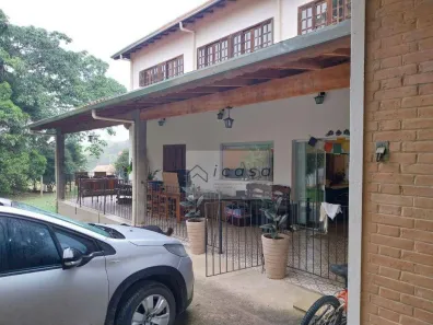 Fazenda / Sítio / Chácara com 7 Quartos à venda, 420m² no Chácara Marambaia, Caçapava