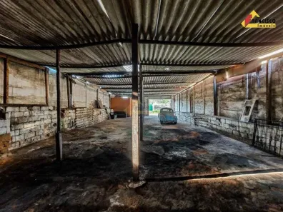 Galpão / Depósito / Armazém à venda, 200m² no Interlagos, Divinópolis