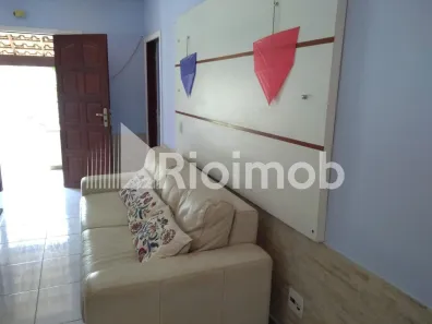 Fazenda / Sítio / Chácara com 2 Quartos à venda, 230m² no Mantiquira, Duque de Caxias