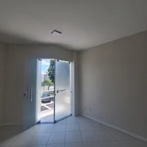Casa de Condomínio com 3 Quartos para alugar, 120m² no Brasília, Feira de Santana