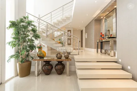Casa de Condomínio com 4 Quartos à venda, 702m² no Uberaba, Curitiba