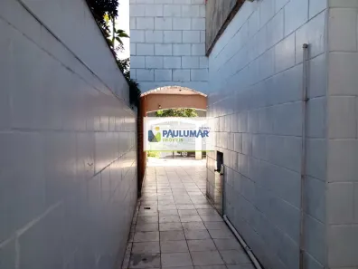 Sobrado com 4 Quartos para alugar, 84m² no Balneário Itaóca, Mongaguá