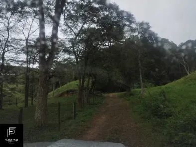 Fazenda / Sítio / Chácara com 3 Quartos à venda, 2420000m² no , Piraí