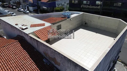 Casa com 3 Quartos à venda, 380m² no São José, Aracaju