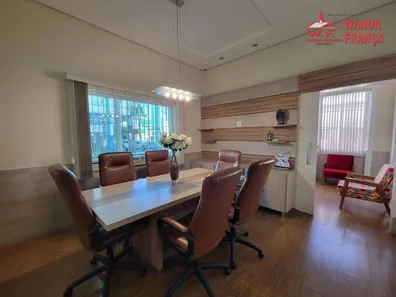Casa Comercial para venda ou aluguel, 206m² no Centro, Guaratinguetá