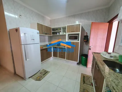 Fazenda / Sítio / Chácara com 3 Quartos à venda, 233m² no Floresta, Alambari