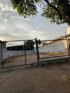 Terreno / Lote / Condomínio para alugar, 808m² no Jardim Primavera, Araraquara
