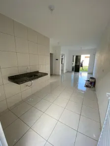Casa de Condomínio com 2 Quartos para alugar, 65m² no Icaraí, Caucaia
