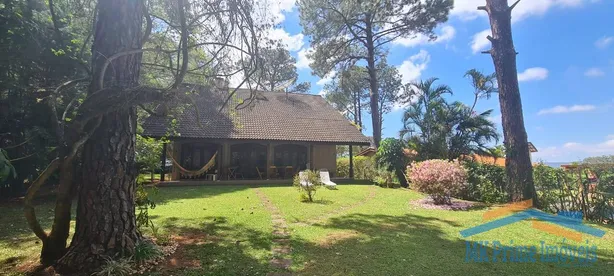 Fazenda / Sítio / Chácara com 5 Quartos para alugar, 1000m² no Tanque, Atibaia