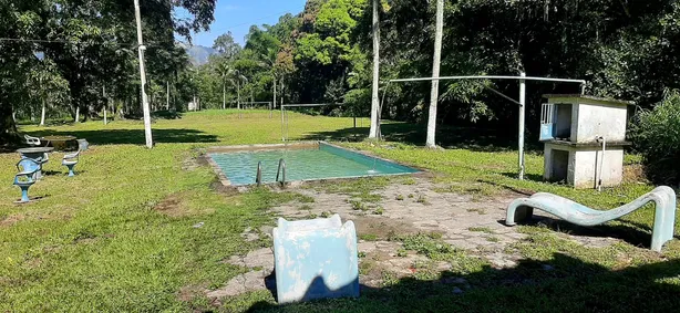 Fazenda / Sítio / Chácara com 10 Quartos à venda, 114820520m² no Taquara, Duque de Caxias