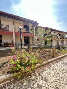 Casa de Vila com 2 Quartos à venda, 70m² no Arembepe (Abrantes), Camaçari