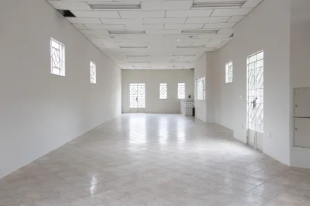 Conjunto Comercial / Sala com 1 Quarto à venda, 113m² no Jardim Acácia, Feira de Santana