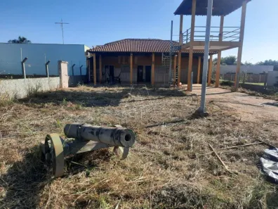 Fazenda / Sítio / Chácara com 2 Quartos para alugar, 200m² no Conjunto Habitacional Claudionor Cinti, Araçatuba