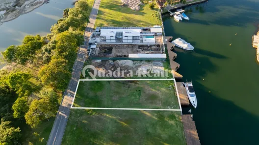 Terreno / Lote / Condomínio à venda, 742m² no Bracuí (Cunhambebe), Angra dos Reis