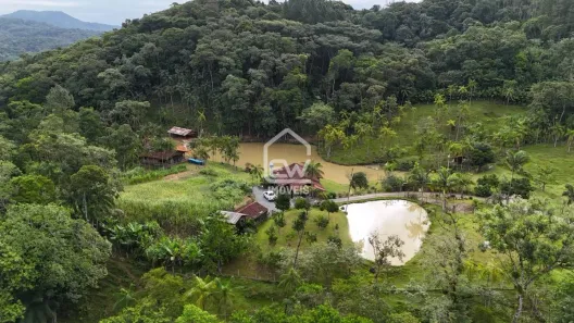 Fazenda / Sítio / Chácara com 3 Quartos à venda, 67000m² no , Massaranduba