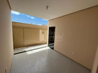 Casa com 3 Quartos para alugar, 85m² no Jardim Primavera, Montes Claros