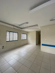 Conjunto Comercial / Sala para alugar, 188m² no Centro, Salto