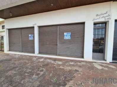 Loja / Salão / Ponto Comercial para alugar, 200m² no Centro, Apucarana