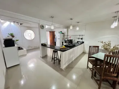 Casa com 3 Quartos à venda, 180m² no Pau Amarelo, Paulista