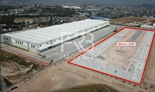 Galpão / Depósito / Armazém para alugar, 2000m² no Centro, São João de Meriti