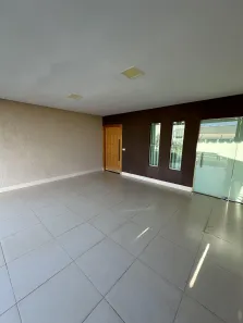 Casa de Condomínio com 3 Quartos à venda, 205m² no Residencial Condomínio Jardim Veneza, Senador Canedo