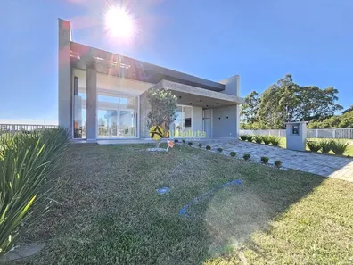 Casa de Condomínio com 3 Quartos à venda, 161m² no , Capão da Canoa