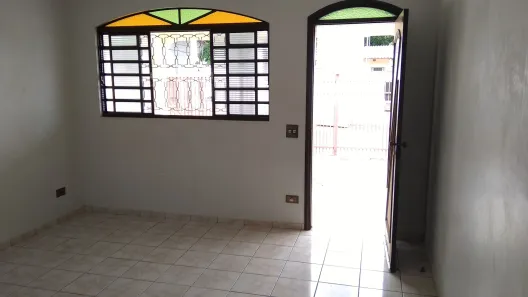 Casa com 3 Quartos para alugar, 154m² no Montalvão, Presidente Prudente