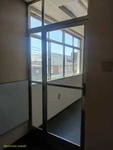 Galpão / Depósito / Armazém para alugar, 9500m² no Centro, Mesquita