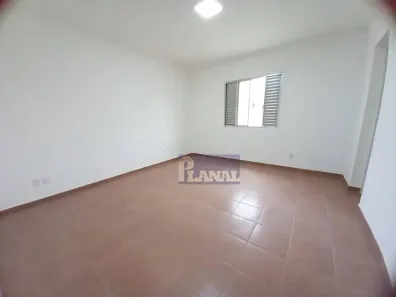 Sobrado com 2 Quartos para alugar, 95m² no Saúde, São Paulo